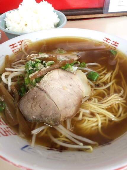 東来軒 ラーメンセットのラーメン