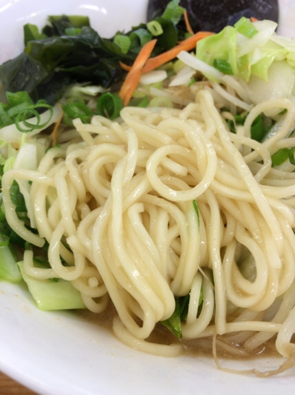 おじいちゃんのつくるラーメン 味噌ラーメンの麺