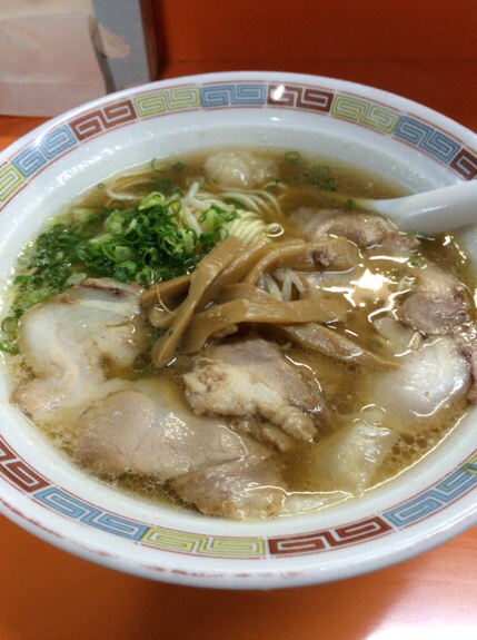 上海 ワンタン麺