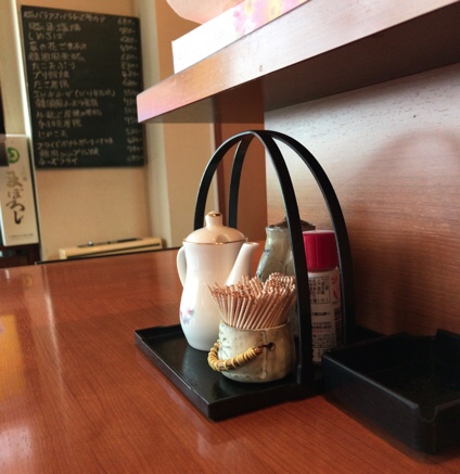 女ぎつね 店内