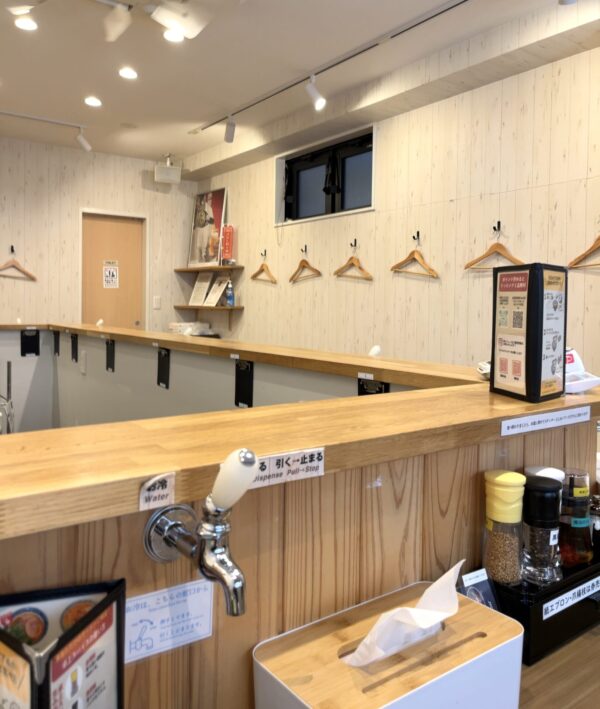 情熱の雫 店内