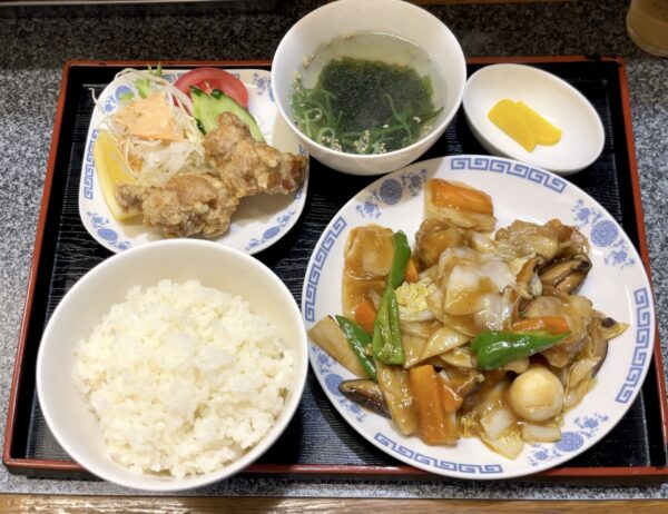 三輝 中華定食