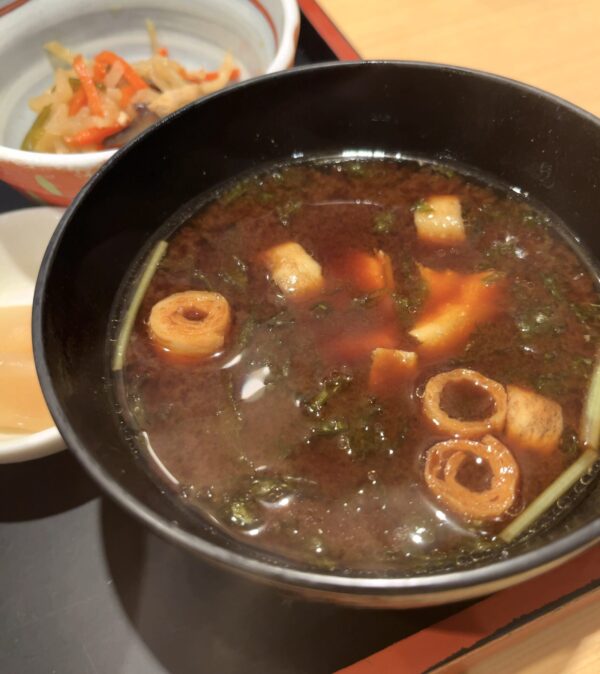 寿し若 赤だし