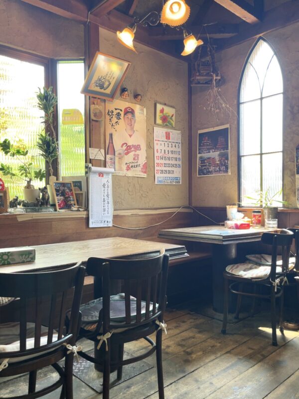 ままごと 店内2