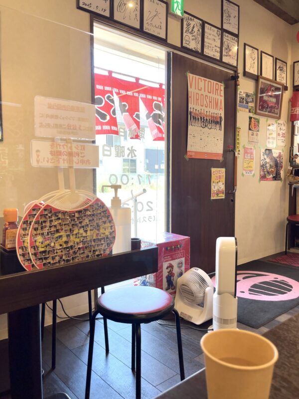 十五屋 店内