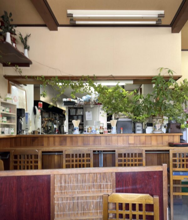 城山食堂 店内2