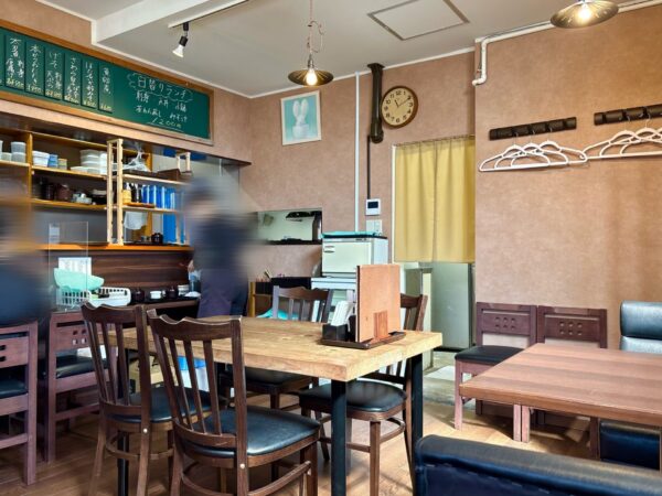 たら福 店内