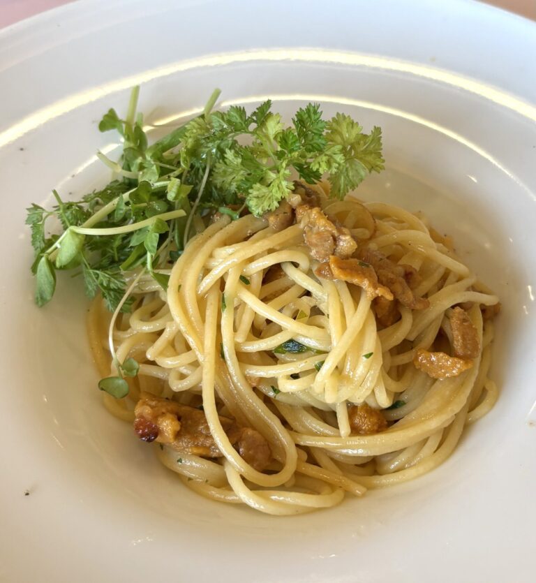 キャナリィロウ　ウニのパスタ